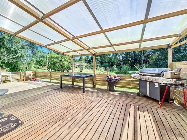 Maison de 235 m² à Cast 29150