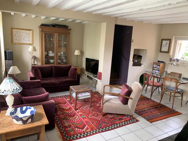 Belle maison en pierre proche centre ville