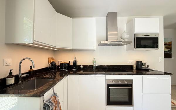 Maison à vendre    3 pièces •  Saint-Augustin