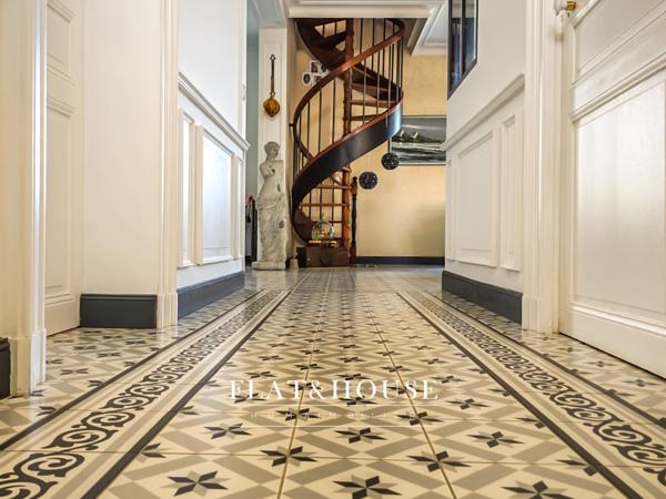 MAISON DE MAÎTRE|174 m² |5ch | garage triple 85m²| terrain 1200m²|combles aménageables