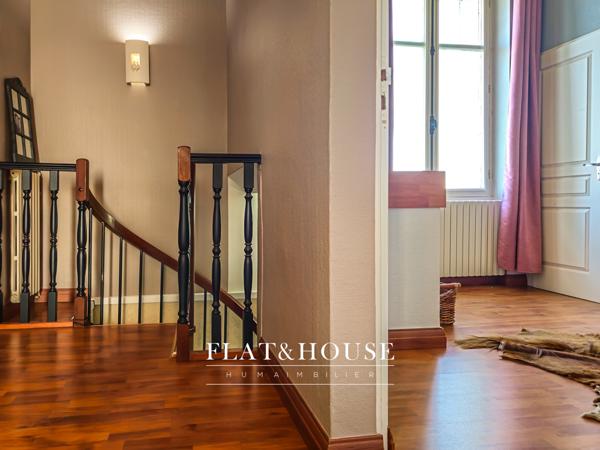 MAISON DE MAÎTRE|174 m² |5ch | garage triple 85m²| terrain 1200m²|combles aménageables