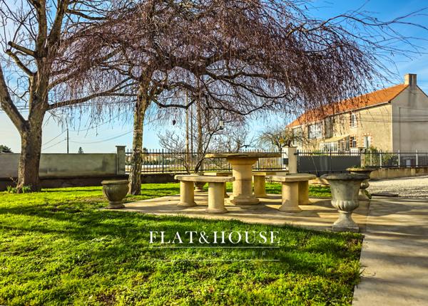 MAISON DE MAÎTRE|174 m² |5ch | garage triple 85m²| terrain 1200m²|combles aménageables