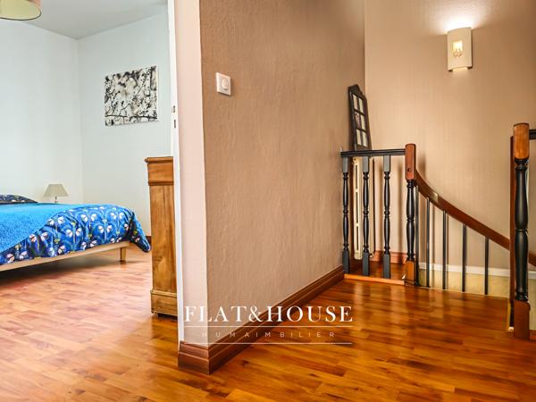 MAISON DE MAÎTRE|174 m² |5ch | garage triple 85m²| terrain 1200m²|combles aménageables