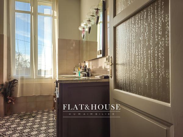 MAISON DE MAÎTRE|174 m² |5ch | garage triple 85m²| terrain 1200m²|combles aménageables