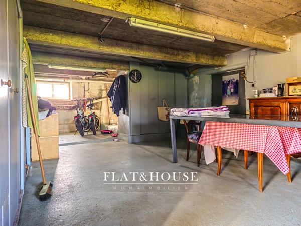 MAISON DE MAÎTRE|174 m² |5ch | garage triple 85m²| terrain 1200m²|combles aménageables