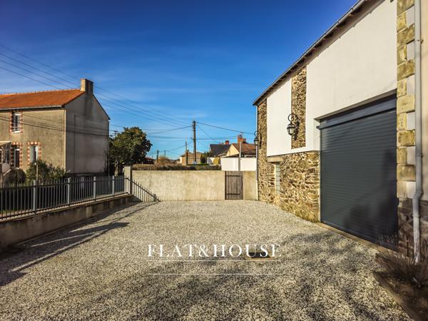 MAISON DE MAÎTRE|174 m² |5ch | garage triple 85m²| terrain 1200m²|combles aménageables