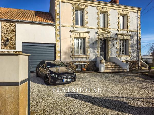 MAISON DE MAÎTRE|174 m² |5ch | garage triple 85m²| terrain 1200m²|combles aménageables