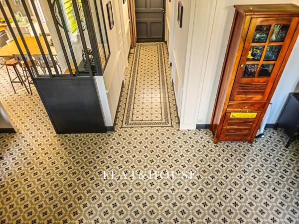 MAISON DE MAÎTRE|174 m² |5ch | garage triple 85m²| terrain 1200m²|combles aménageables