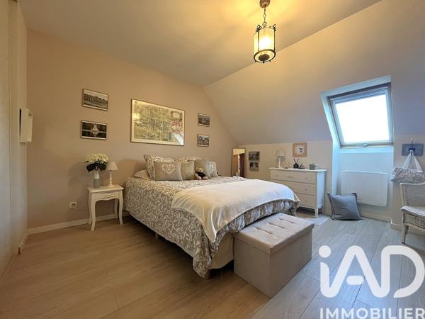 Maison à vendre 7 pièces 162 m² Saint-Arnoult-en-Yvelines