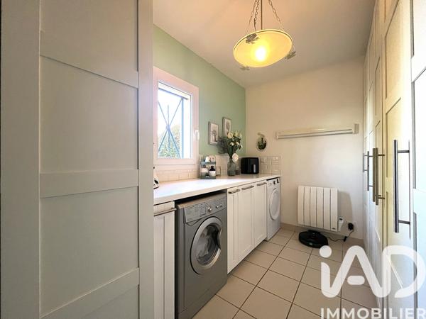 Maison à vendre 7 pièces 162 m² Saint-Arnoult-en-Yvelines
