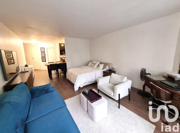 Studio 1 pièce de 38 m² à Paris (75016)
