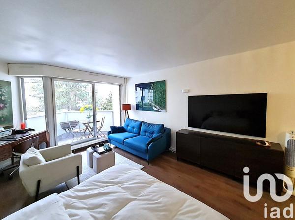 Studio 1 pièce de 38 m² à Paris (75016)