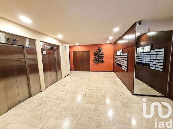 Studio 1 pièce de 38 m² à Paris (75016)