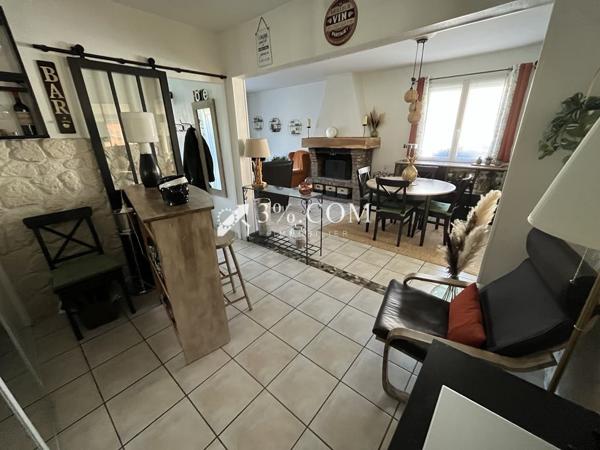 JOLIE MAISON RENOVEE EN IMPASSE 116 M² 4 CH GARAGE ET JARDIN Wahagnies (59261)