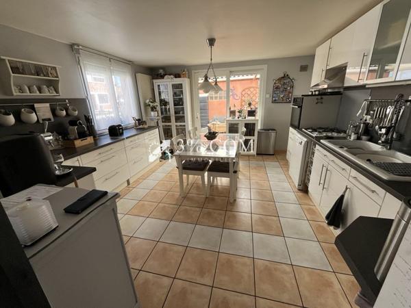 JOLIE MAISON RENOVEE EN IMPASSE 116 M² 4 CH GARAGE ET JARDIN Wahagnies (59261)