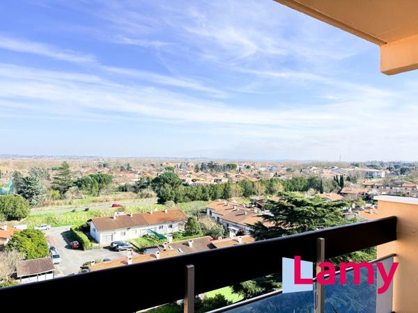 Appartement + cave + stationnement extérieur