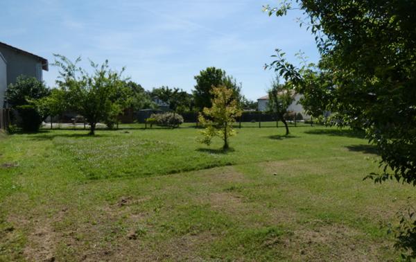 MEDIS -PROCHE CENTRE -TERRAIN CONSTRUCTIBLE DE 539 M²