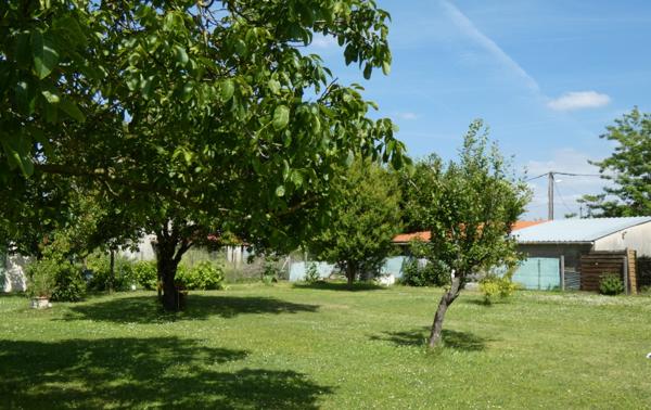 MEDIS -PROCHE CENTRE -TERRAIN CONSTRUCTIBLE DE 539 M²