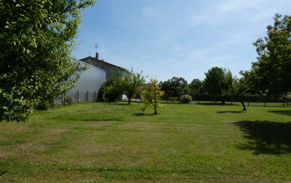 MEDIS -PROCHE CENTRE -TERRAIN CONSTRUCTIBLE DE 539 M²