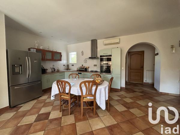 Maison à vendre 7 pièces 205 m² Montfrin
