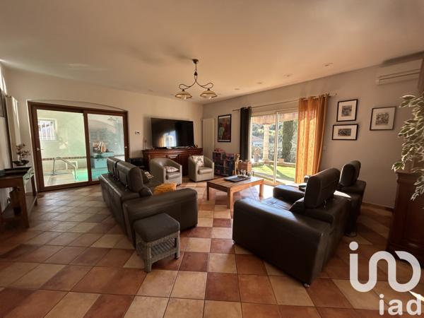 Maison à vendre 7 pièces 205 m² Montfrin