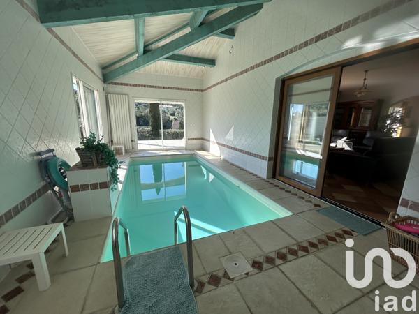 Maison à vendre 7 pièces 205 m² Montfrin