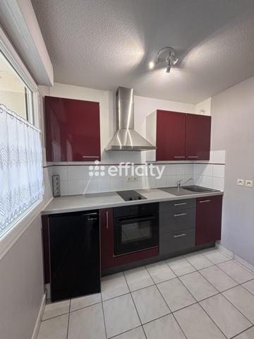 Appartement
         2 pièces
        - 45 m² Exclusivité 220 000 € *