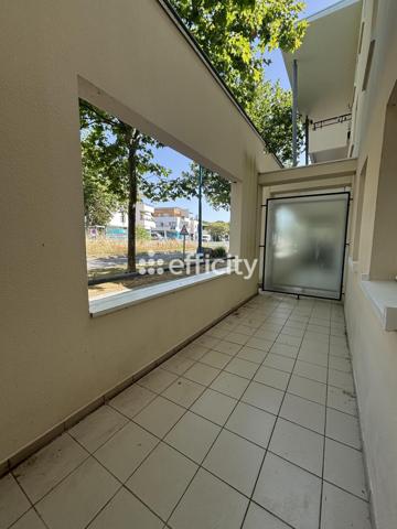 Appartement
         2 pièces
        - 45 m² Exclusivité 220 000 € *