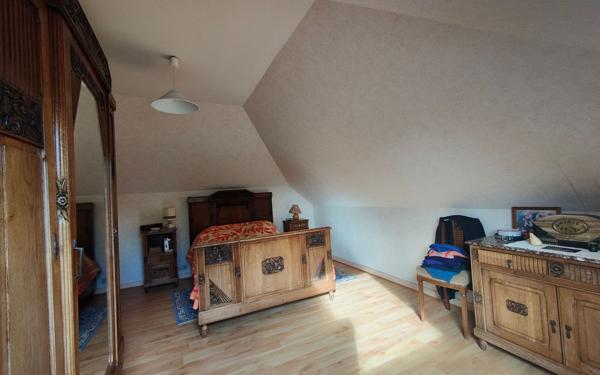 Maison à vendre    6 pièces • 143 m2 Goudelin