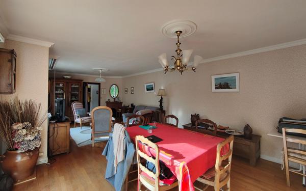 Maison à vendre    6 pièces • 143 m2 Goudelin