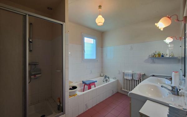 Maison à vendre    6 pièces • 143 m2 Goudelin