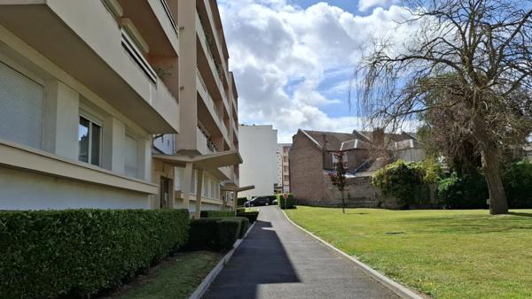 Appartement à vendre 5 pièces SAINT QUENTIN (02)