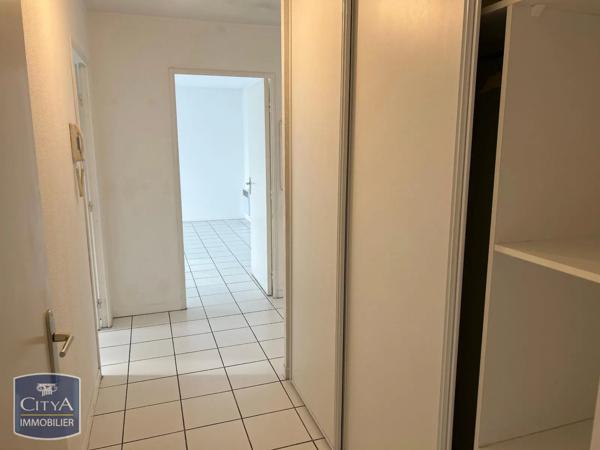 Appartement à louer 3 pièces 60.8m² Montereau-Fault-Yonne (77130)