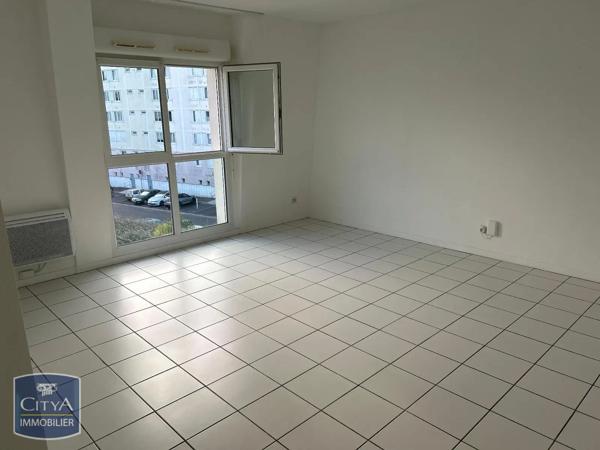 Appartement à louer 3 pièces 60.8m² Montereau-Fault-Yonne (77130)