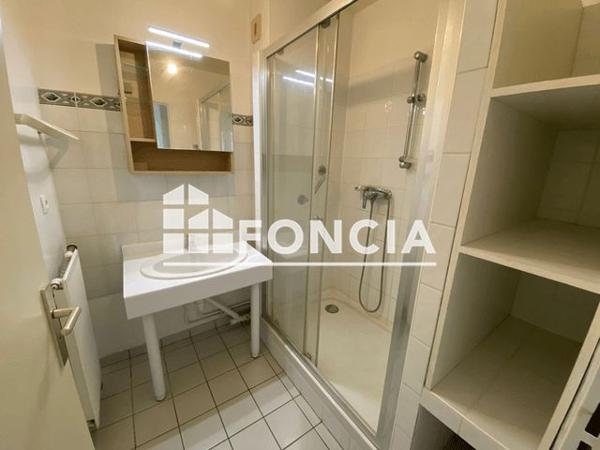 Location Appartement 3 pièces 66.44 m² - 6 RUE JEAN MONNET Guyancourt 78280