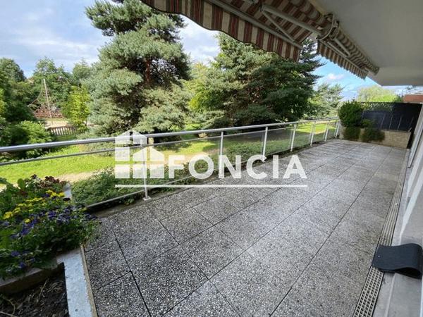 Location Appartement 3 pièces 66.44 m² - 6 RUE JEAN MONNET Guyancourt 78280