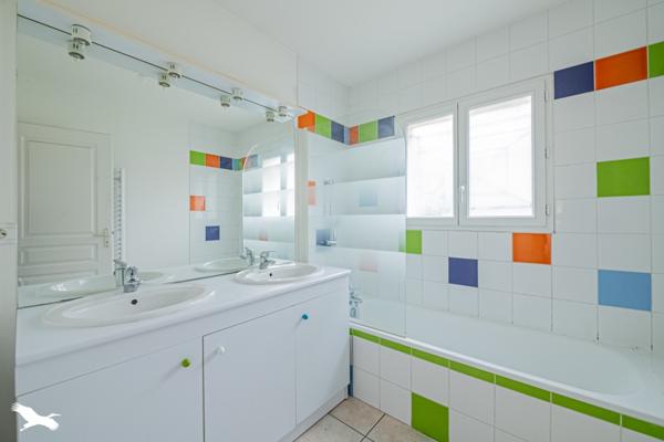 Maison à vendre |  Ambarès-et-Lagrave |  4 pièces | 90 m²