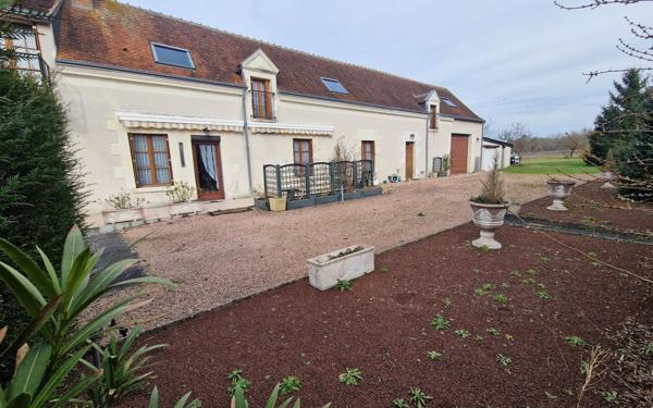Maison à vendre    5 pièces •  Châtillon-sur-Cher