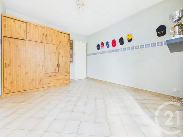 Appartement à vendre  3 pièces - 67,51 m 2   LA VALETTE DU VAR  - 83