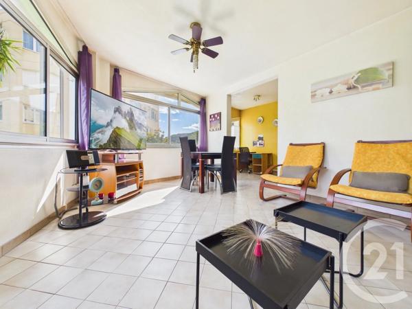 Appartement à vendre  3 pièces - 67,51 m 2   LA VALETTE DU VAR  - 83