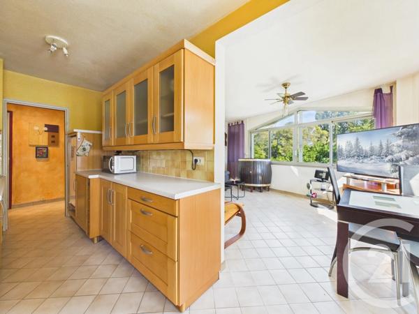 Appartement à vendre  3 pièces - 67,51 m 2   LA VALETTE DU VAR  - 83