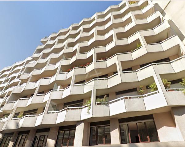 Paris 18?  Rue Vauvenargues | 4 pièces avec balcon, parking et gardien