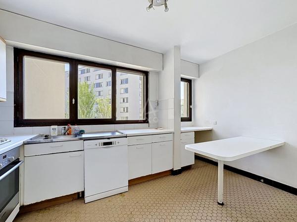 Paris 18?  Rue Vauvenargues | 4 pièces avec balcon, parking et gardien
