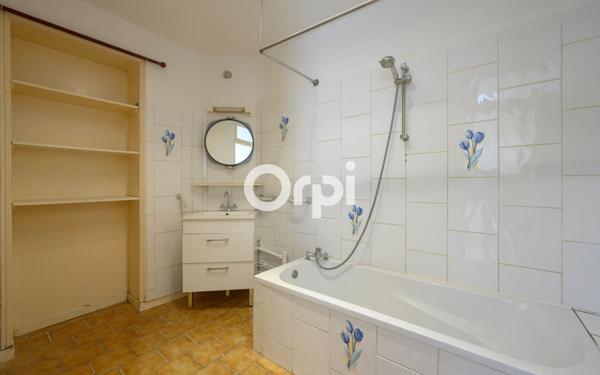 Maison à vendre    4 pièces •  Merville