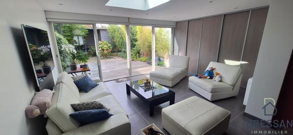 Maison 4 pièce(s) 3 chambre(s) 107 m²
