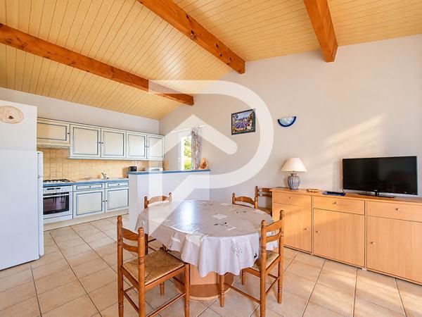 Bastide 18 pièces 345 m2
