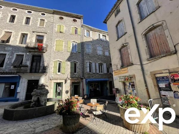 Immeuble centre village