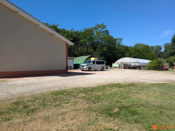 Propriété de charme sur près de 2 hectares