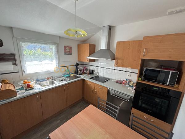 Vente
                Appartement73,94 m² - 3 Pièces -
                    SOULAC SUR MER (33780)