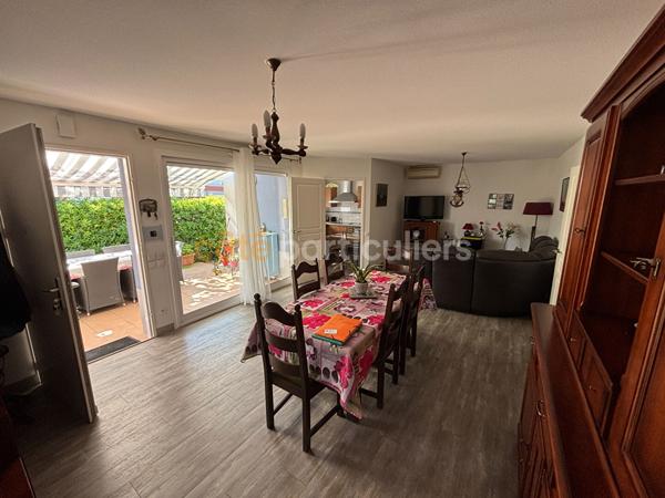 Vente
                Appartement73,94 m² - 3 Pièces -
                    SOULAC SUR MER (33780)